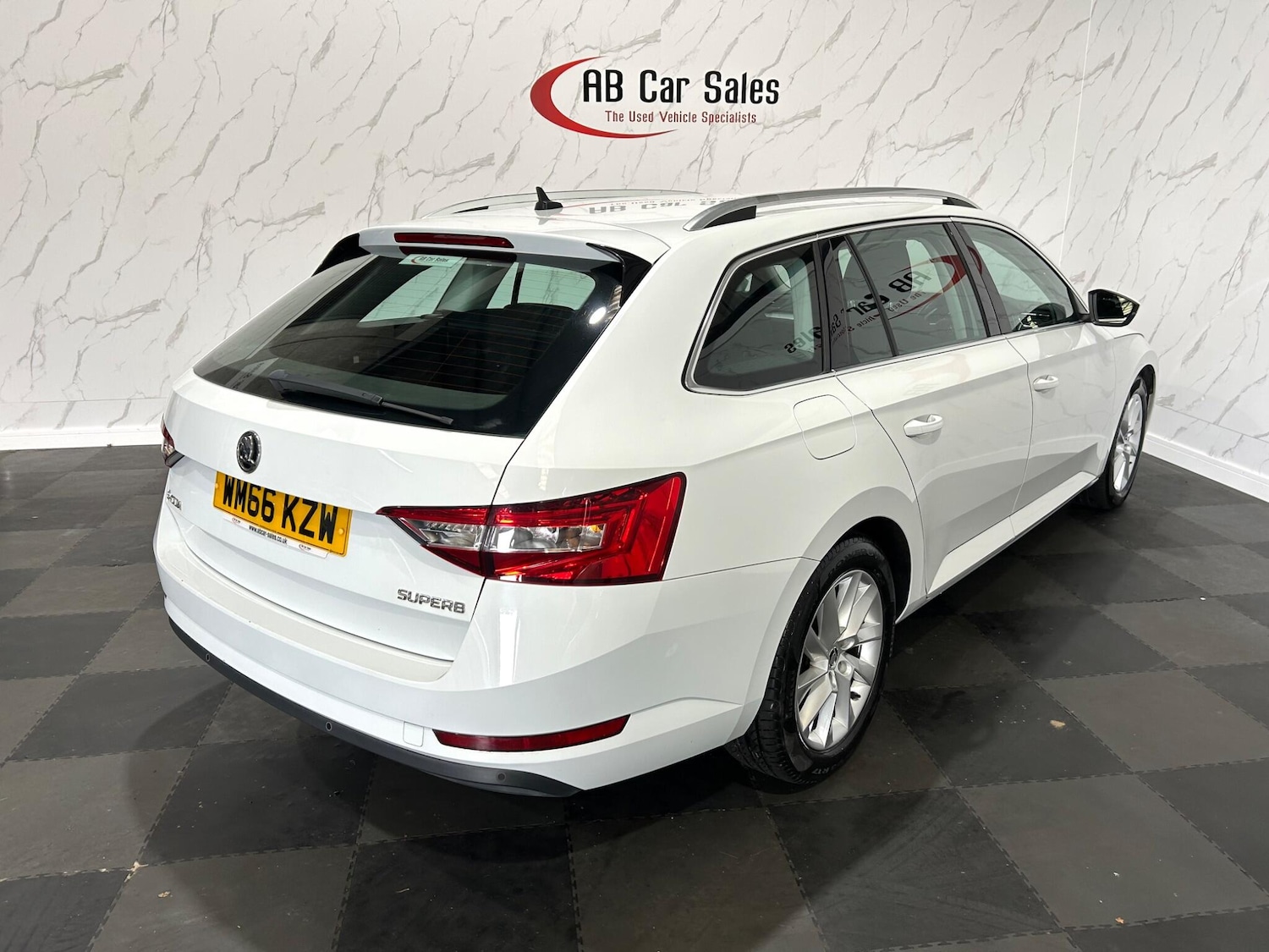 Used Skoda Superb 2017 for sale - 76988622: Photo 10