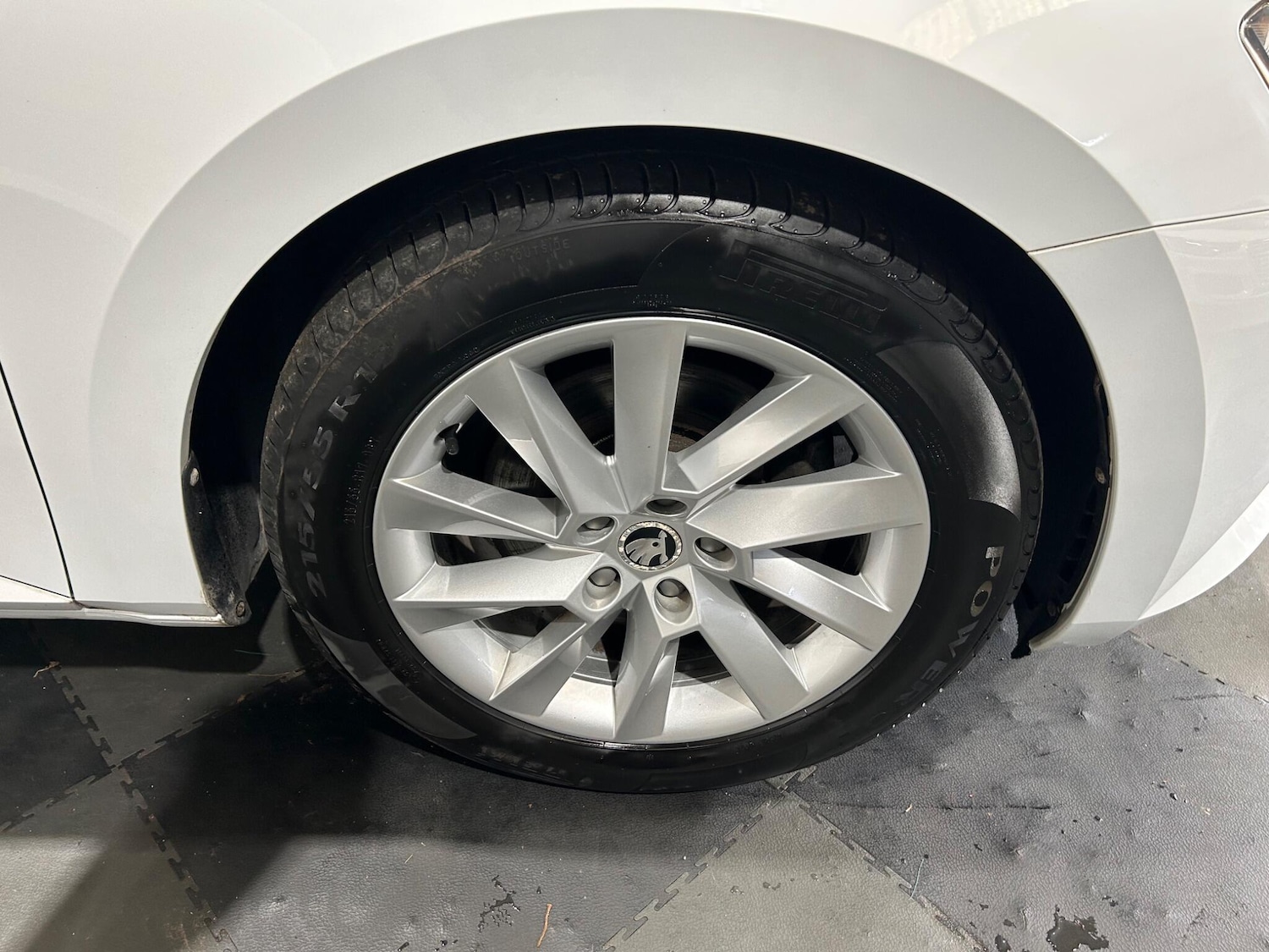 Used Skoda Superb 2017 for sale - 76988622: Photo 12