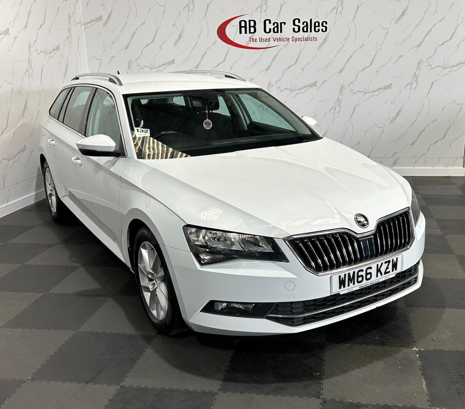 Used Skoda Superb 2017 for sale - 76988622: Photo 9