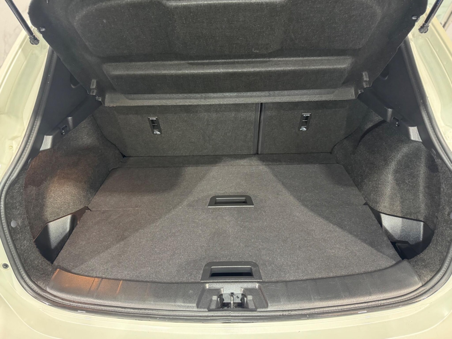 Used Nissan Qashqai 2019 for sale - 76561648: Photo 18