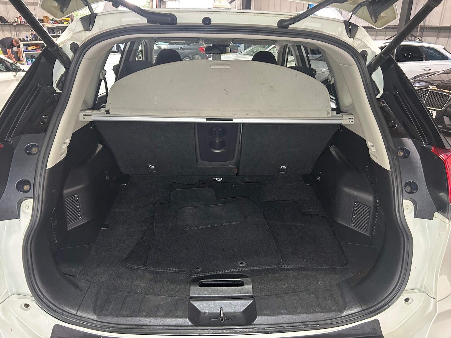 Vehicle 28
