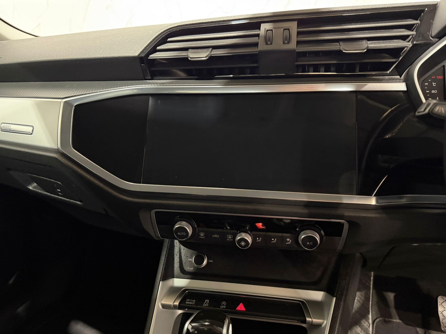 Used Audi Q3 for sale - 78135803: Photo 25