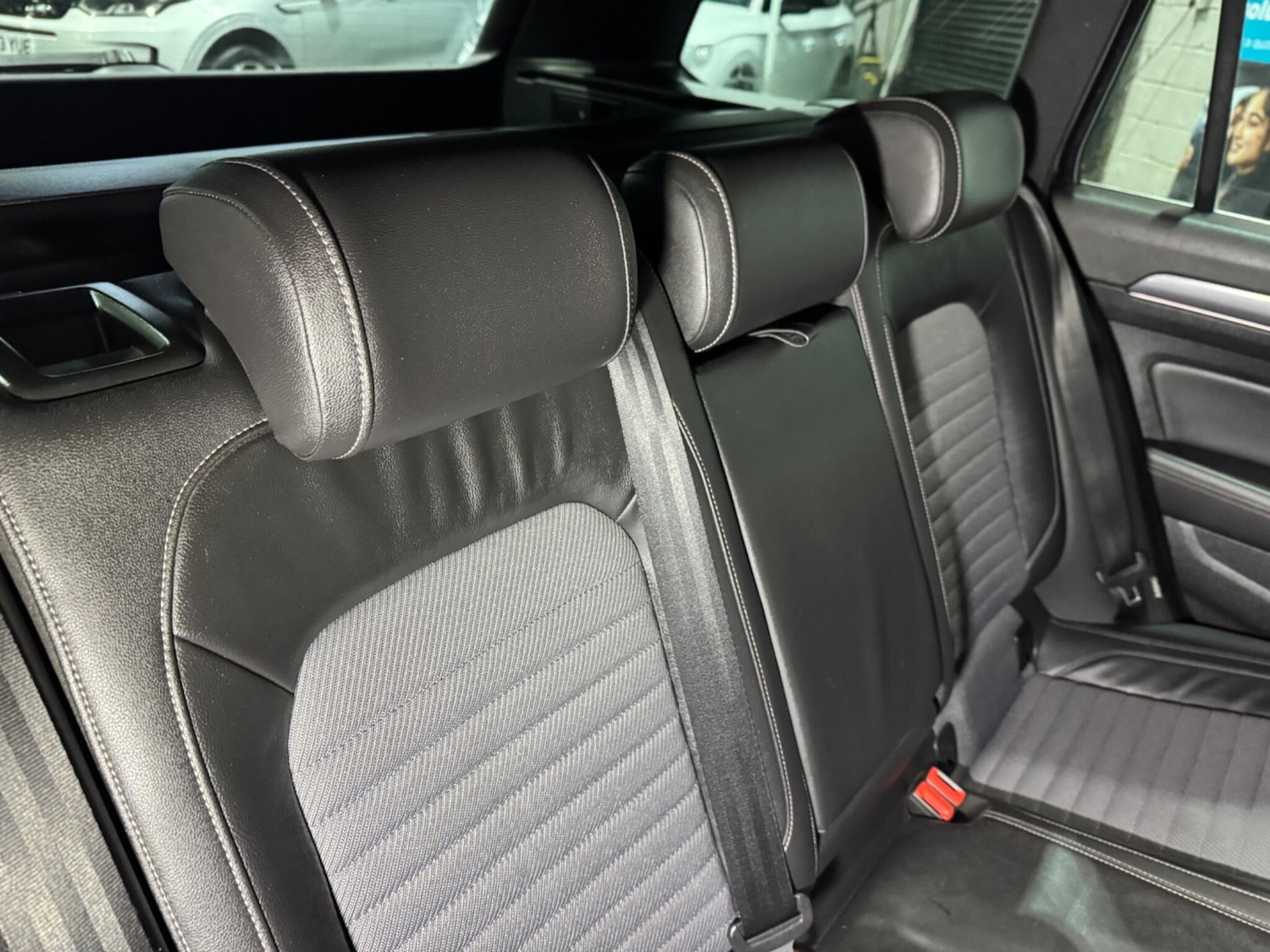 Used Volkswagen Passat 2016 for sale - 76440694: Photo 16