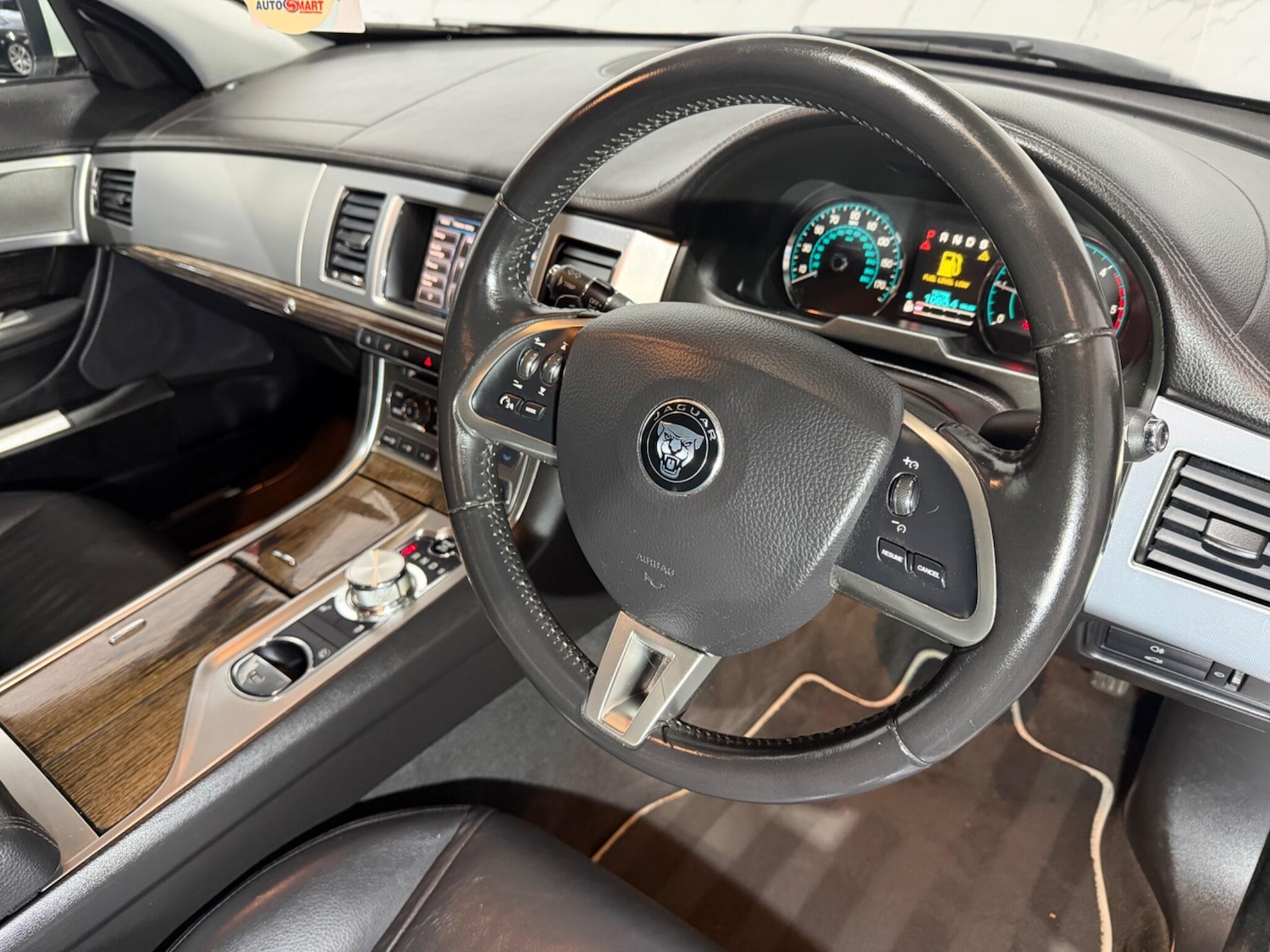 Used Jaguar XF 2015 for sale - 77425866: Photo 13