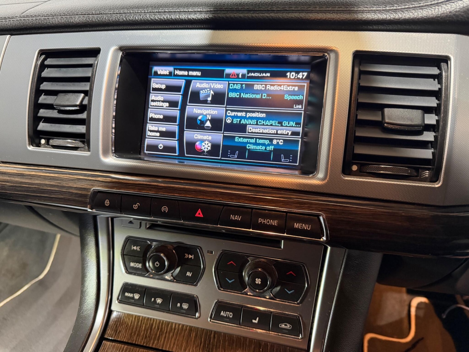 Used Jaguar XF 2015 for sale - 77425866: Photo 24