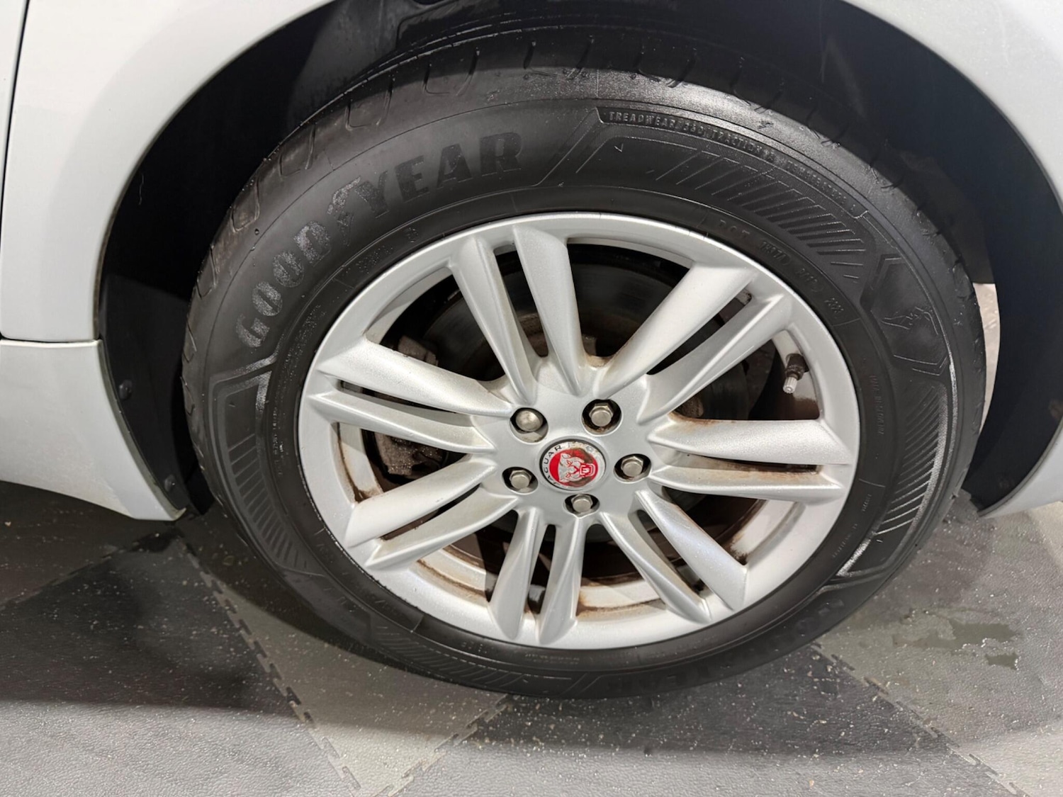 Used Jaguar XF 2015 for sale - 77425866: Photo 29