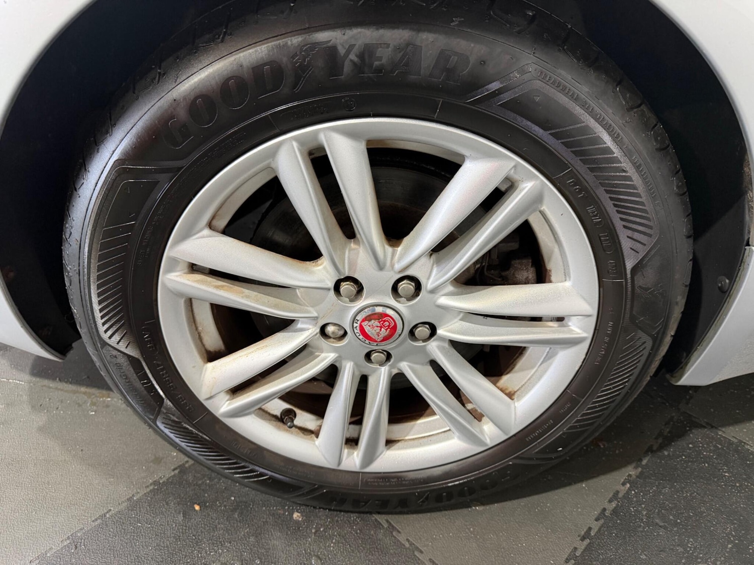 Used Jaguar XF 2015 for sale - 77425866: Photo 30