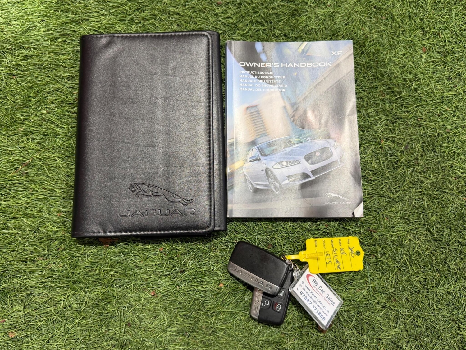 Used Jaguar XF 2015 for sale - 77425866: Photo 33