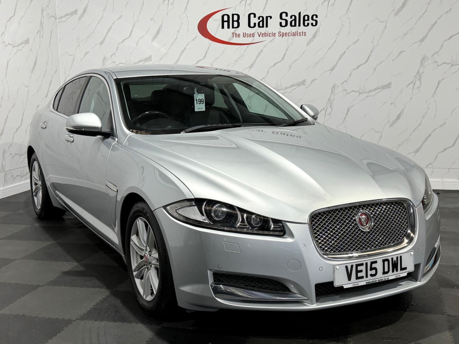 Used Jaguar XF 2015 for sale - 77425866: Photo 5