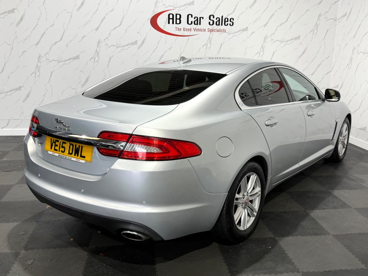 Used Jaguar XF 2015 for sale - 77425866: Photo 9
