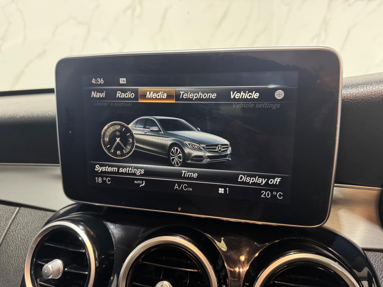 Used Mercedes-Benz C Class 2016 for sale - 76997502: Photo 25