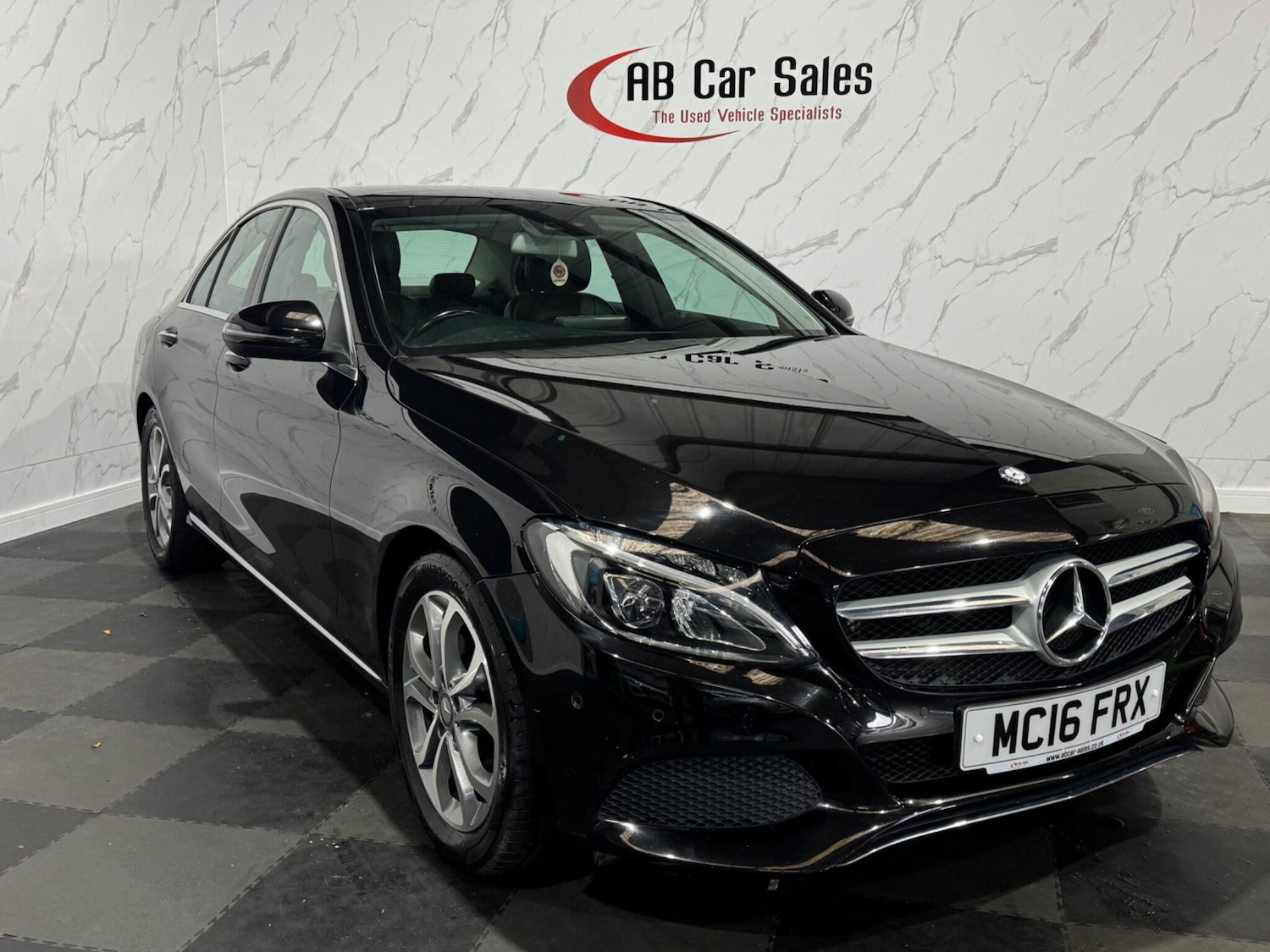 Used Mercedes-Benz C Class 2016 for sale - 76997502: Photo 5