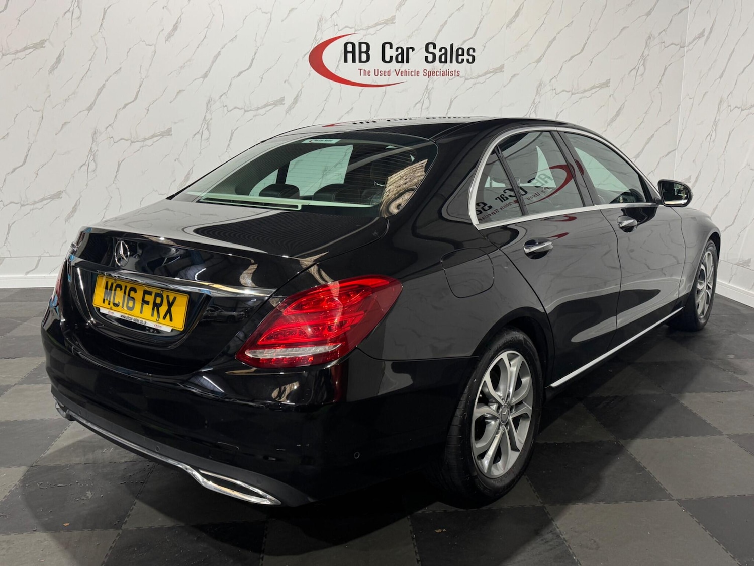 Used Mercedes-Benz C Class 2016 for sale - 76997502: Photo 9