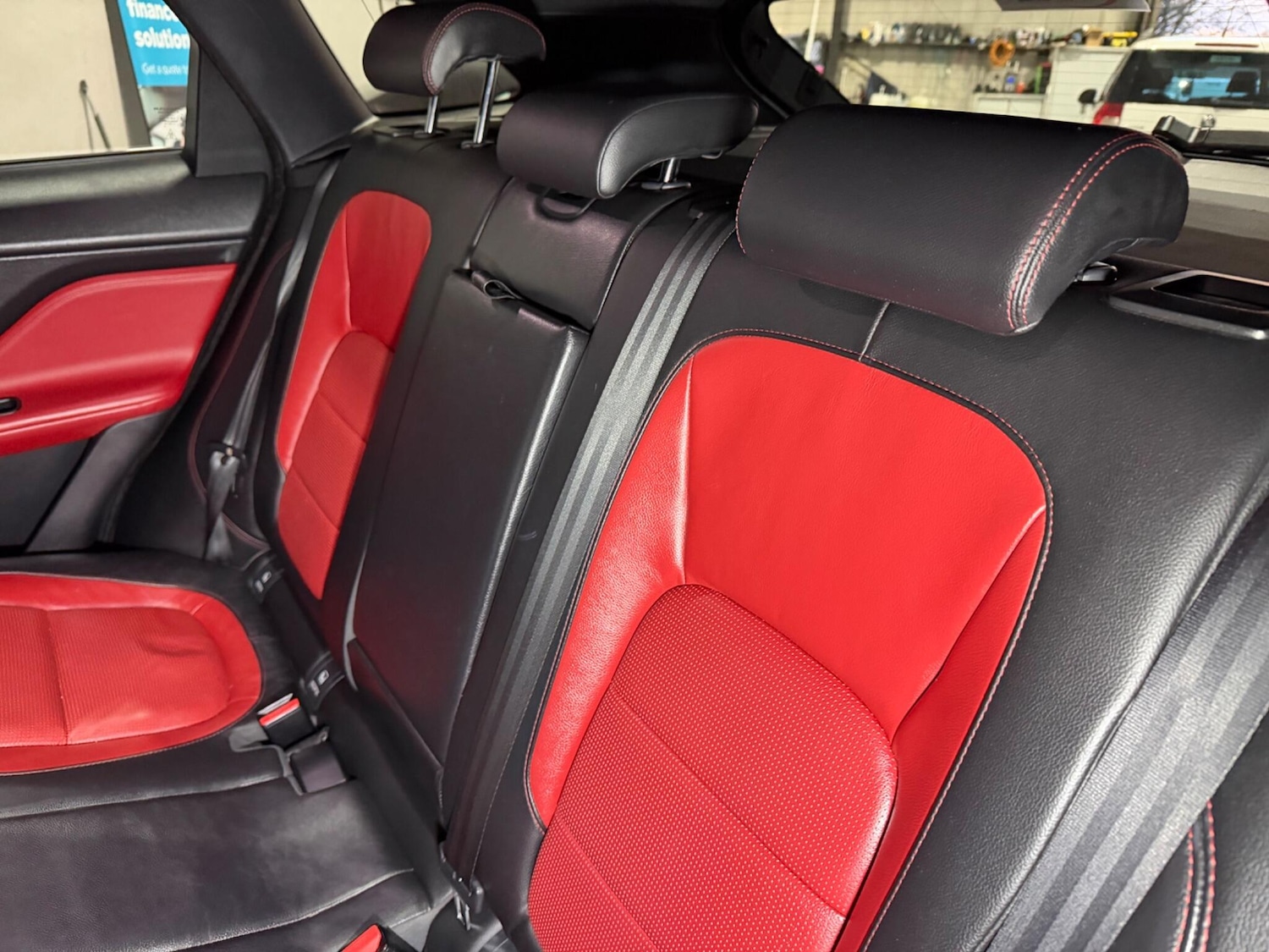 Used Jaguar F-Pace 2016 for sale - 77230318: Photo 20