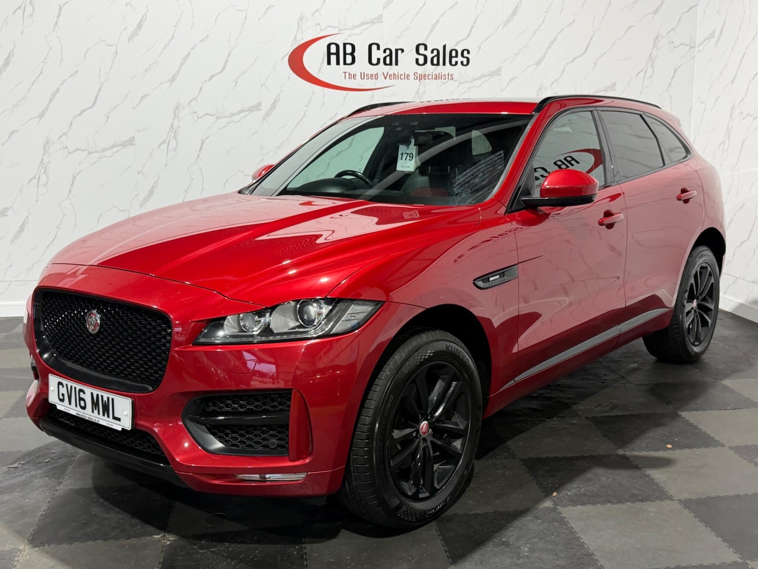 Used Jaguar F-Pace 2016 for sale - 77230318: Photo 5