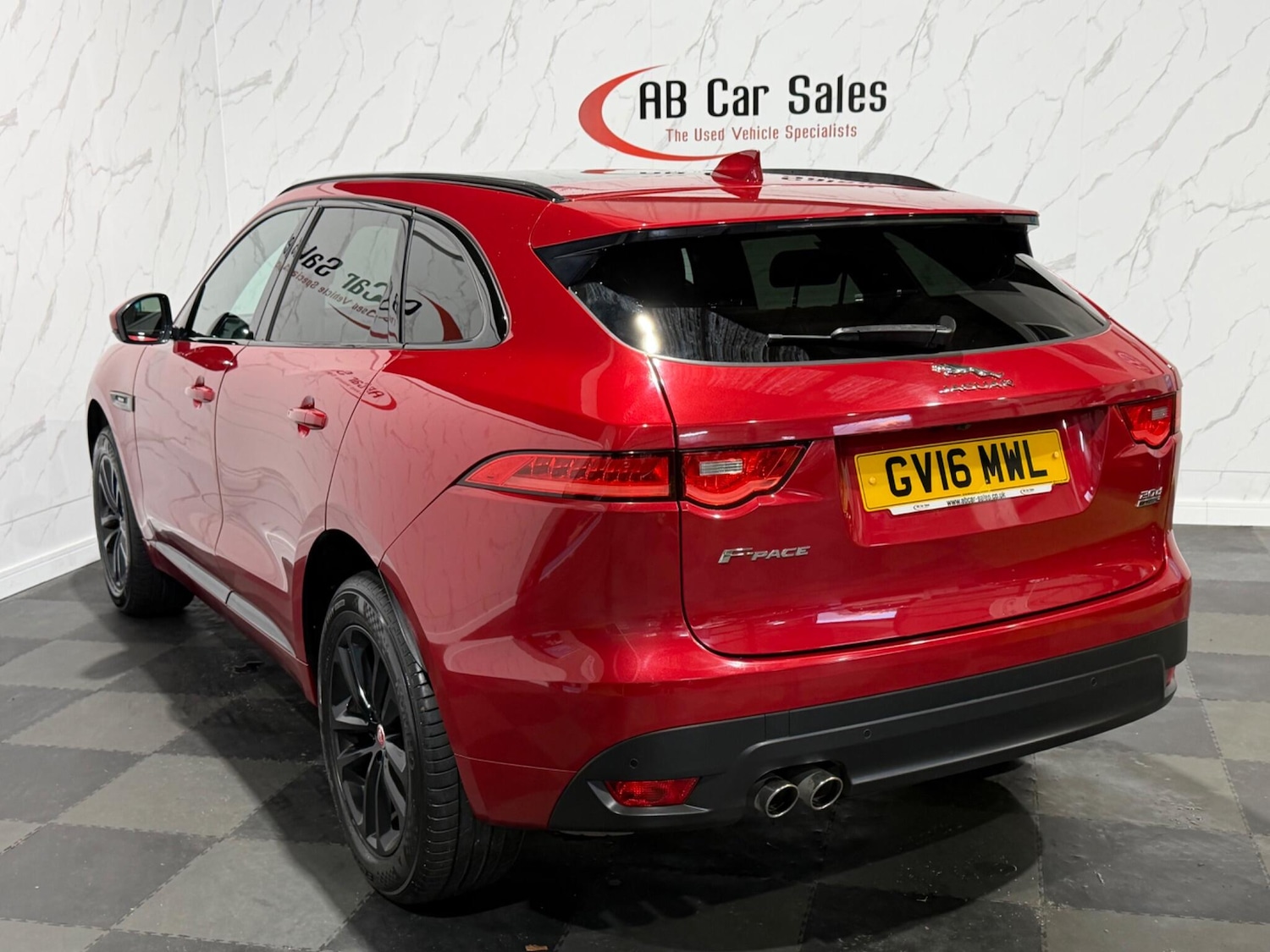 Used Jaguar F-Pace 2016 for sale - 77230318: Photo 7