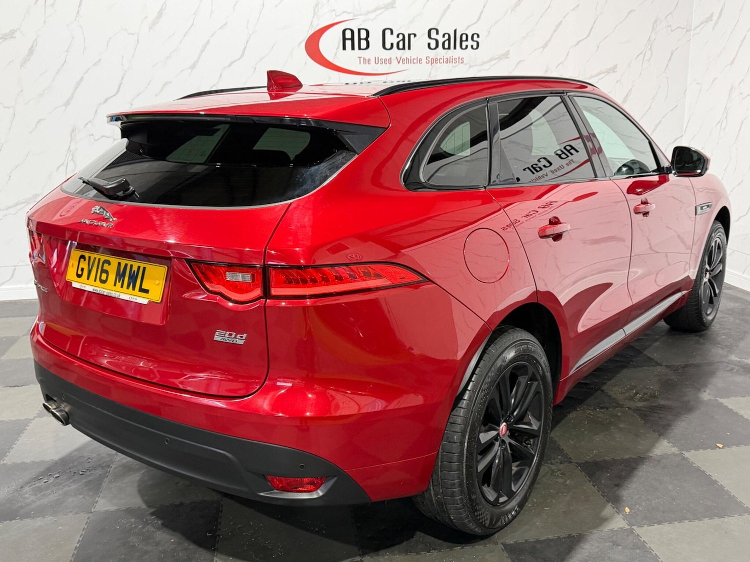 Used Jaguar F-Pace 2016 for sale - 77230318: Photo 8