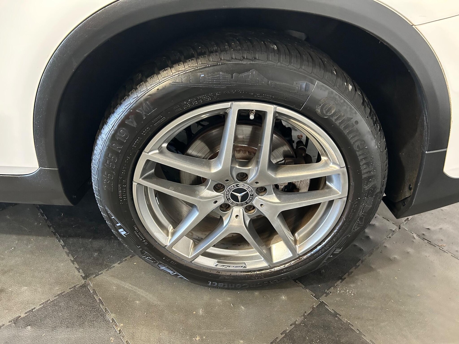 Used Mercedes-Benz GLC 2018 for sale - 76992849: Photo 11