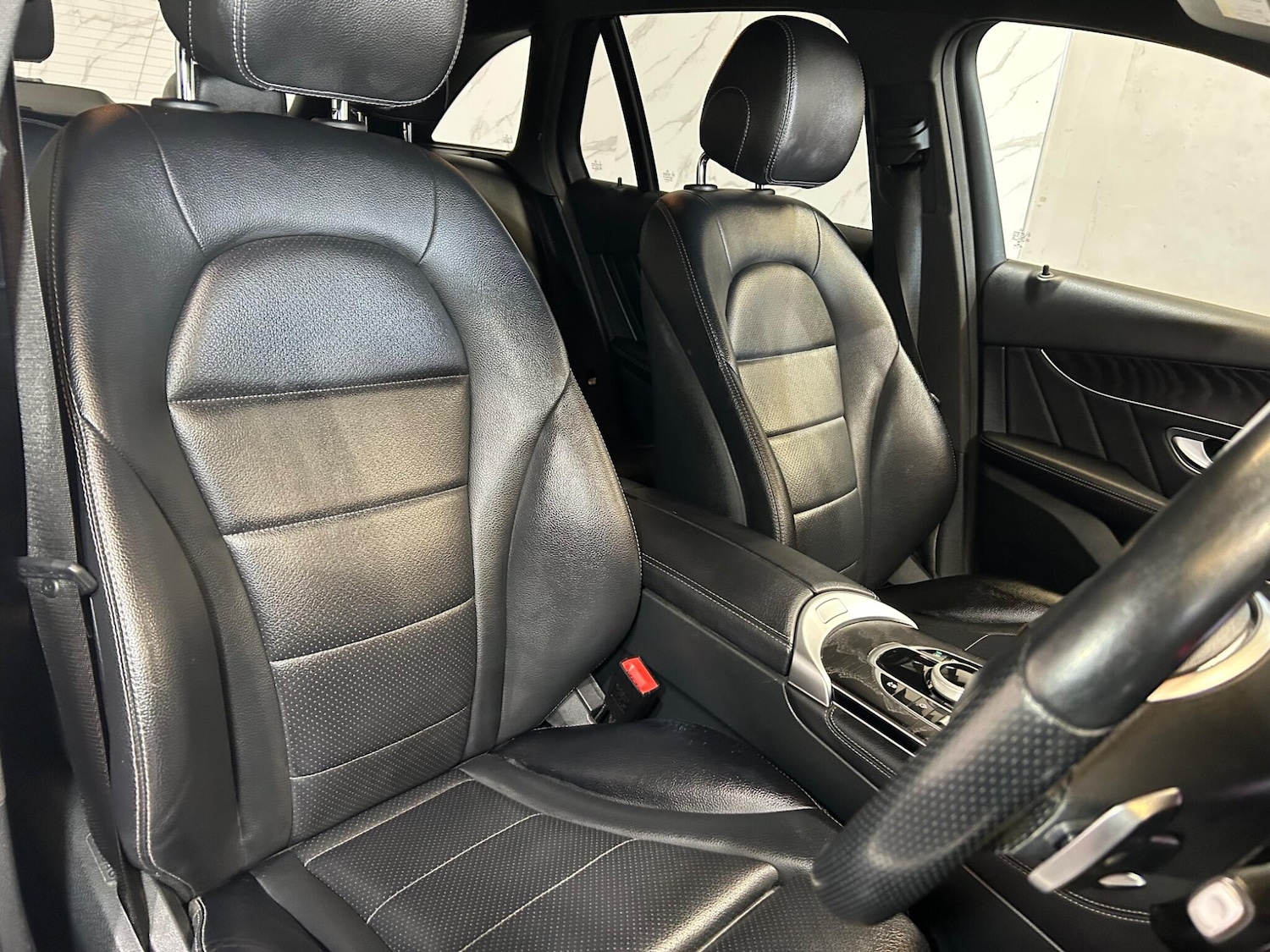 Used Mercedes-Benz GLC 2018 for sale - 76992849: Photo 22
