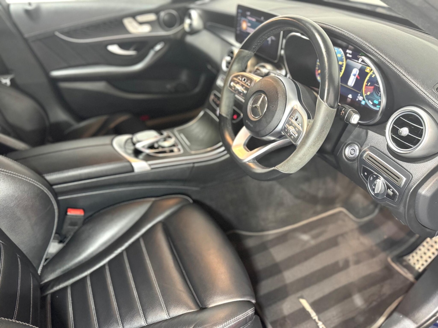 Used Mercedes-Benz C Class 2021 for sale - 77564622: Photo 11