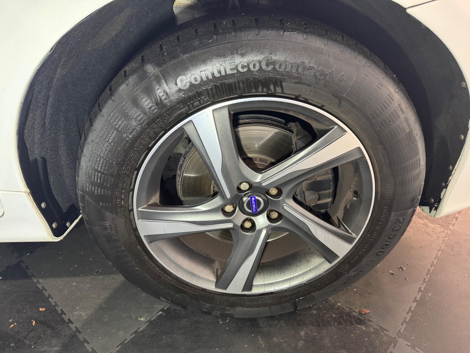 Used Volvo XC60 2014 for sale - 76608144: Photo 29