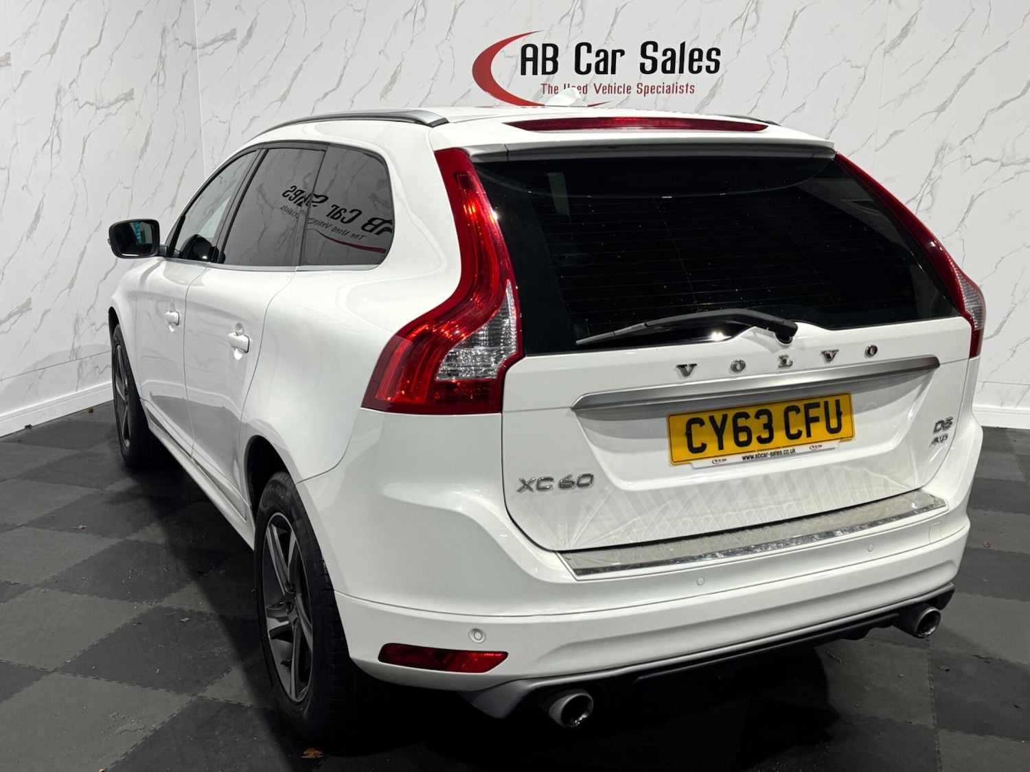 Used Volvo XC60 2014 for sale - 76608144: Photo 8