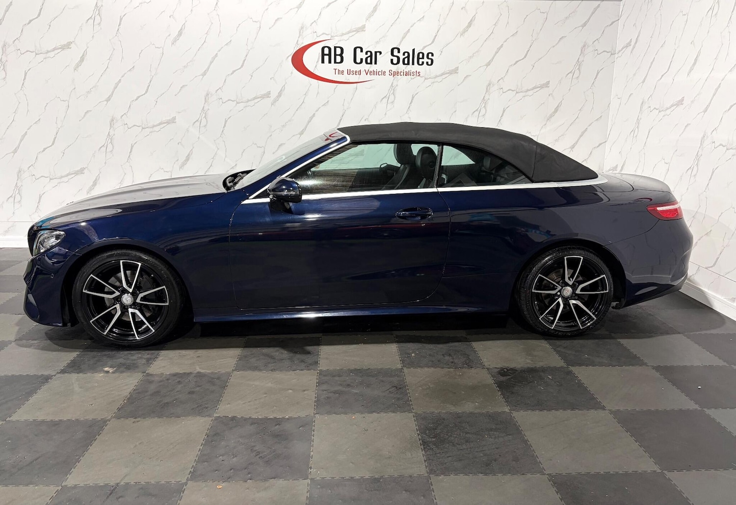 Used Mercedes-Benz E Class 2018 for sale - 76283630: Photo 5