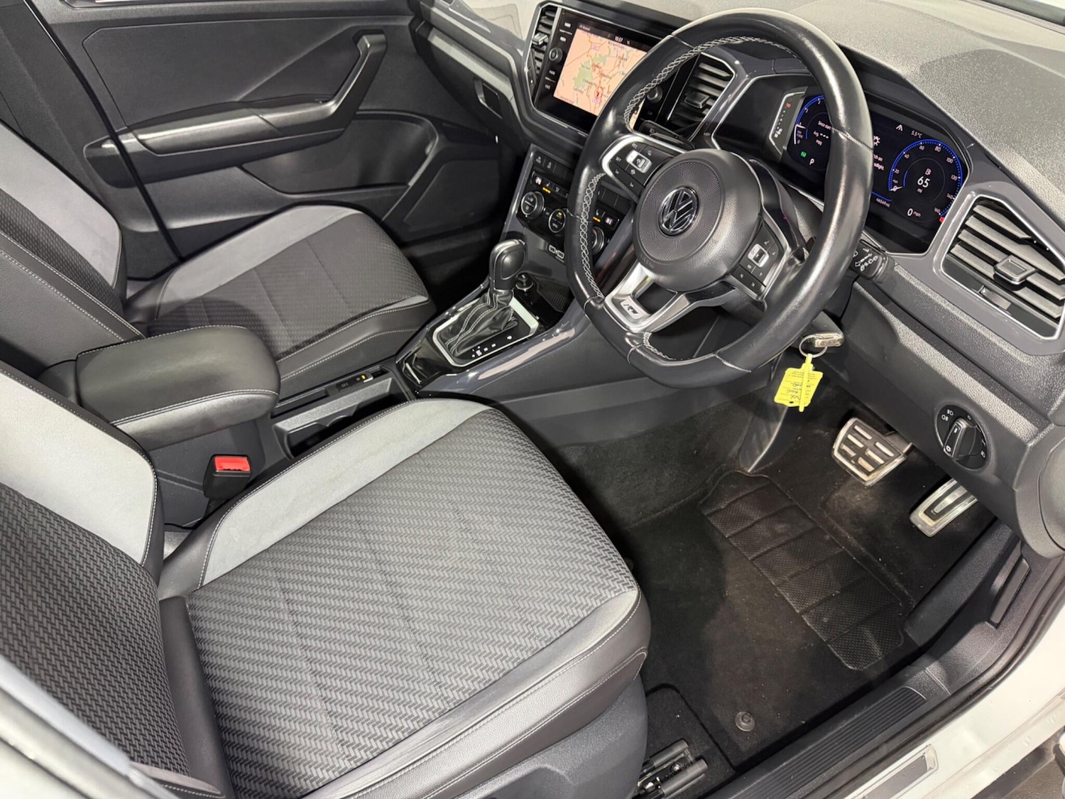 Used Volkswagen T-Roc 2019 for sale - 77242556: Photo 11