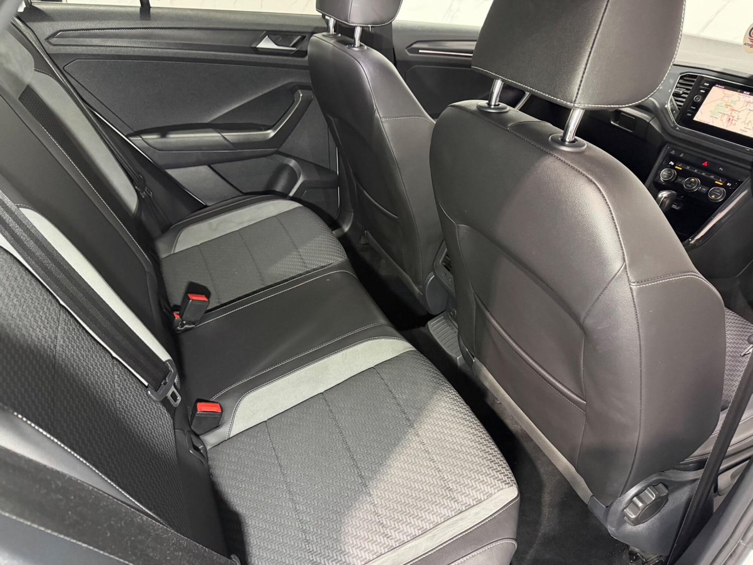 Used Volkswagen T-Roc 2019 for sale - 77242556: Photo 14