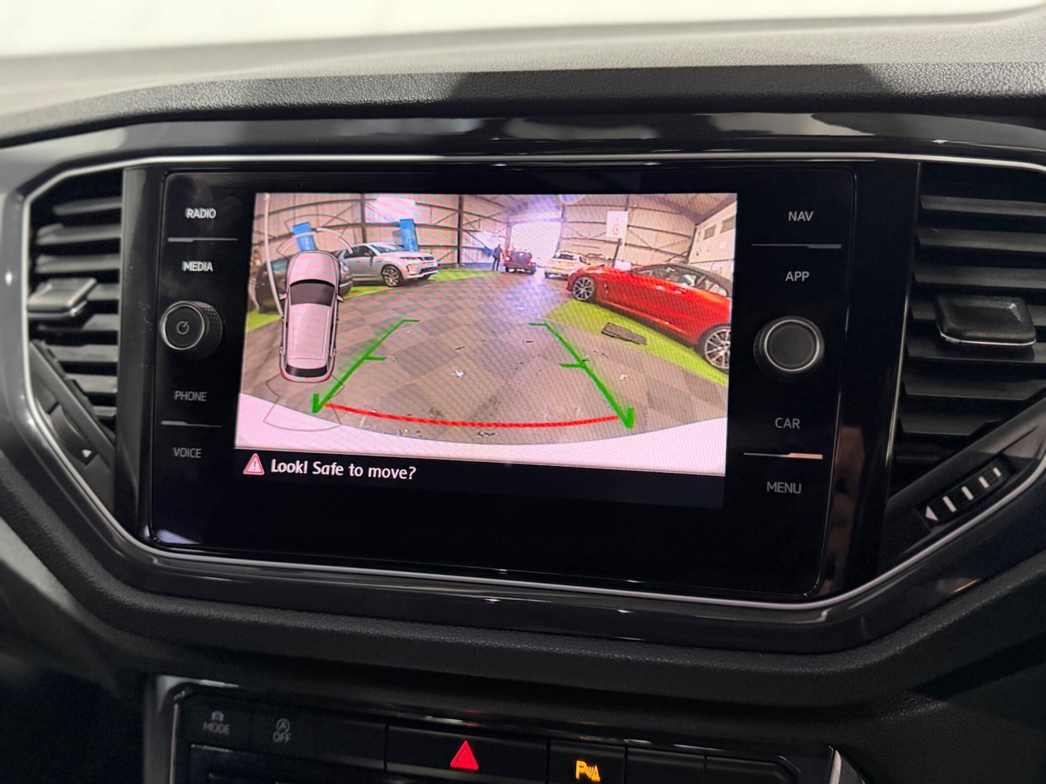 Used Volkswagen T-Roc 2019 for sale - 77242556: Photo 27