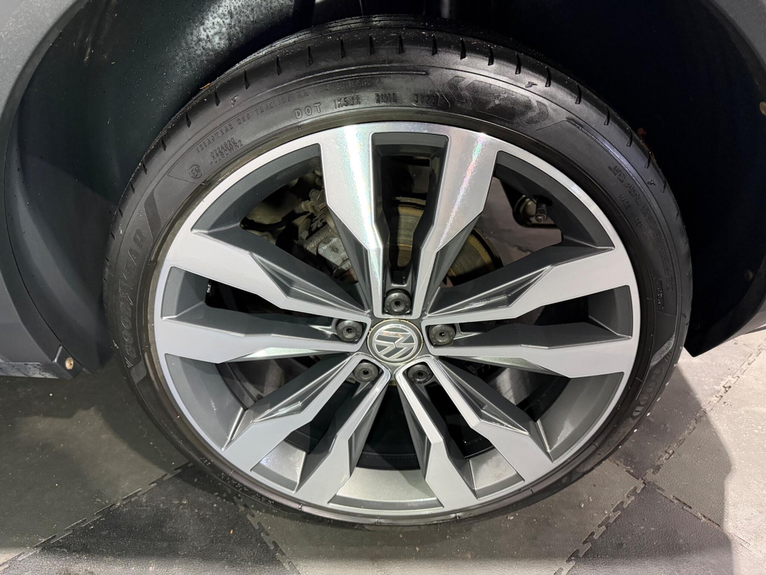 Used Volkswagen T-Roc 2019 for sale - 77242556: Photo 31