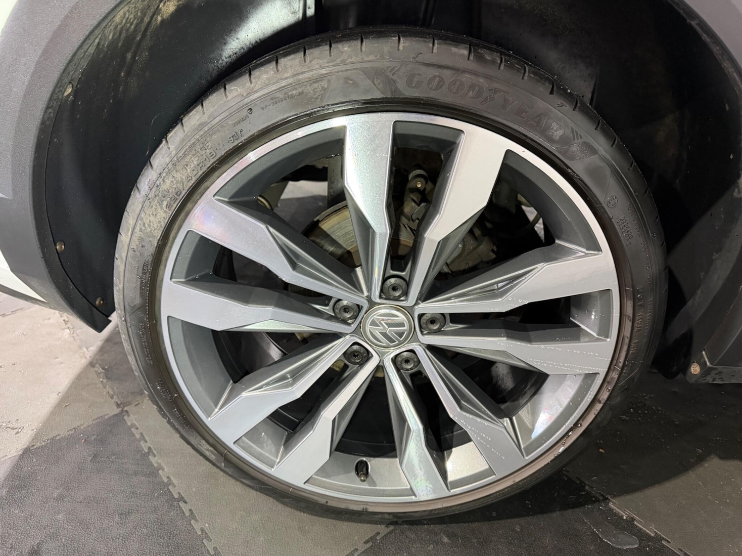 Used Volkswagen T-Roc 2019 for sale - 77242556: Photo 32