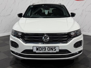 Used Volkswagen T-Roc 2019 for sale - 77242556: Photo