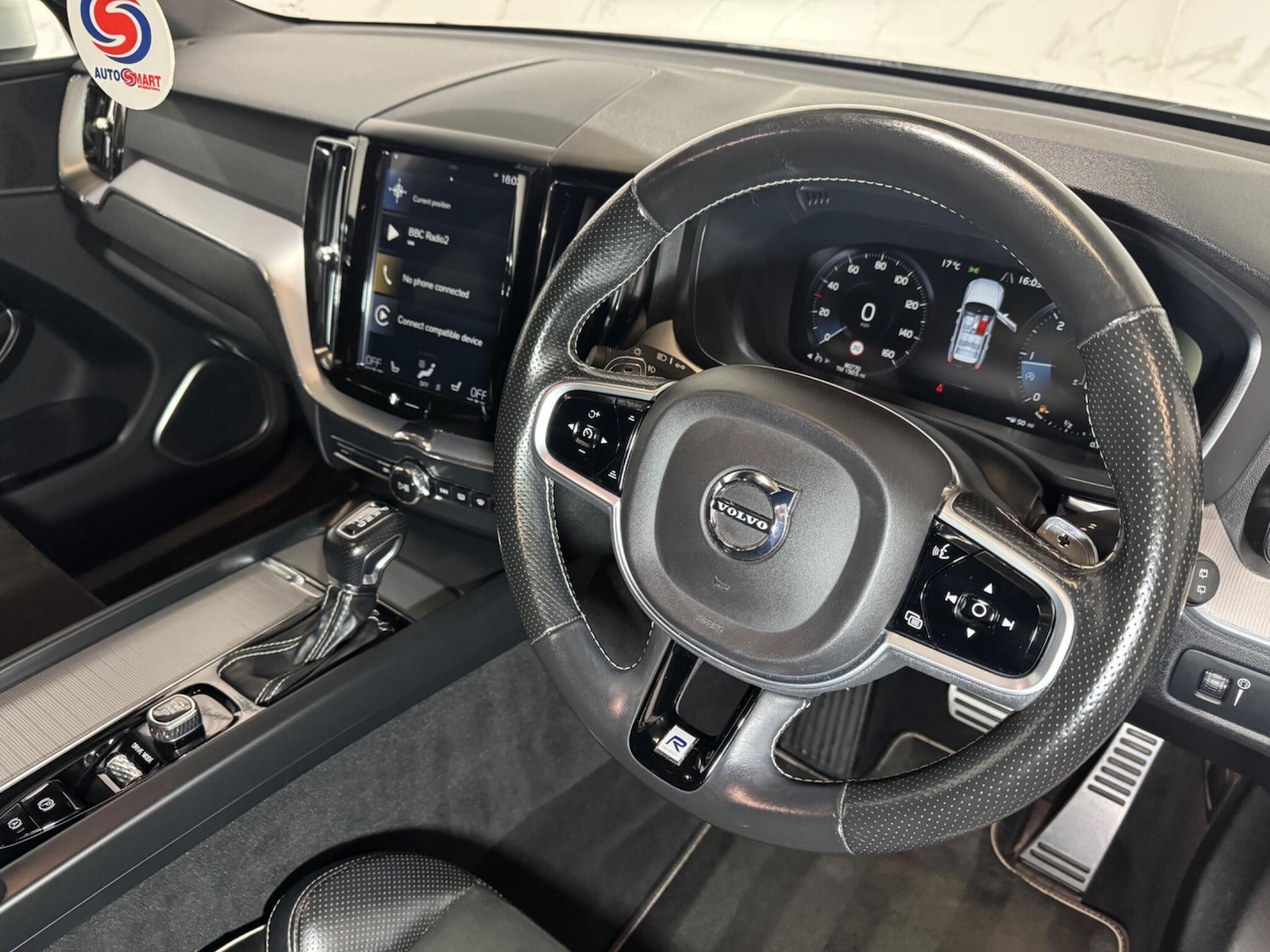 Used Volvo XC60 2018 for sale - 76989379: Photo 13