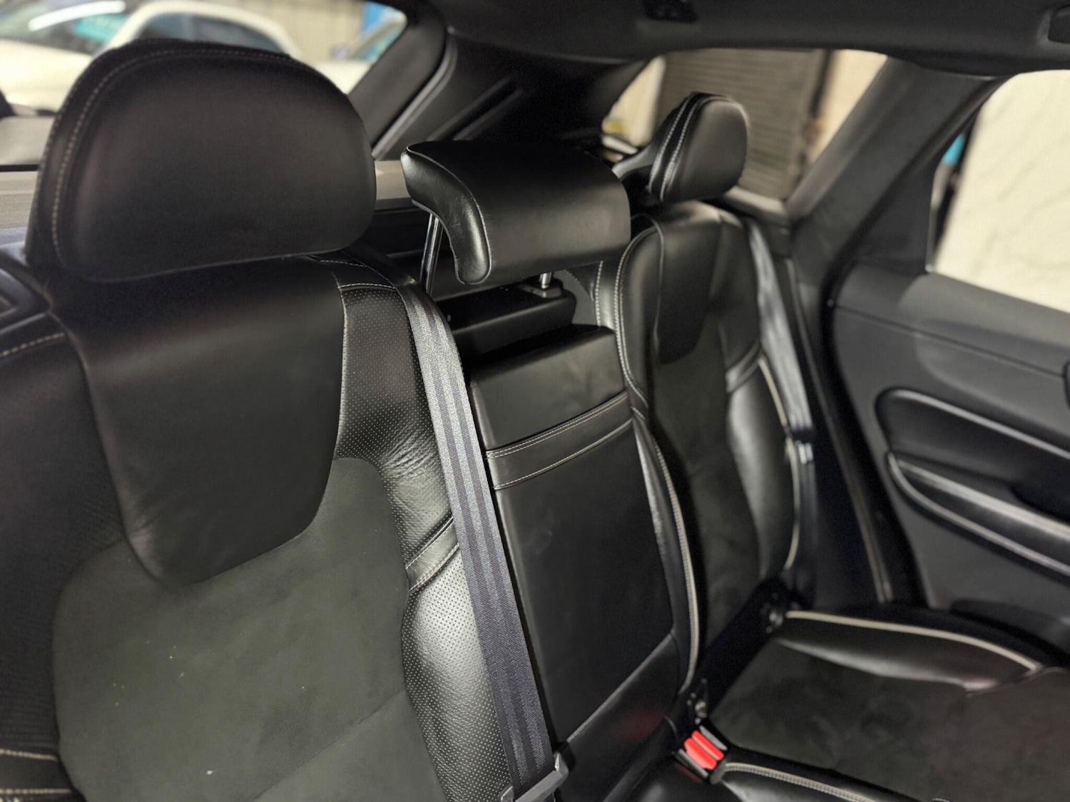 Used Volvo XC60 2018 for sale - 76989379: Photo 15