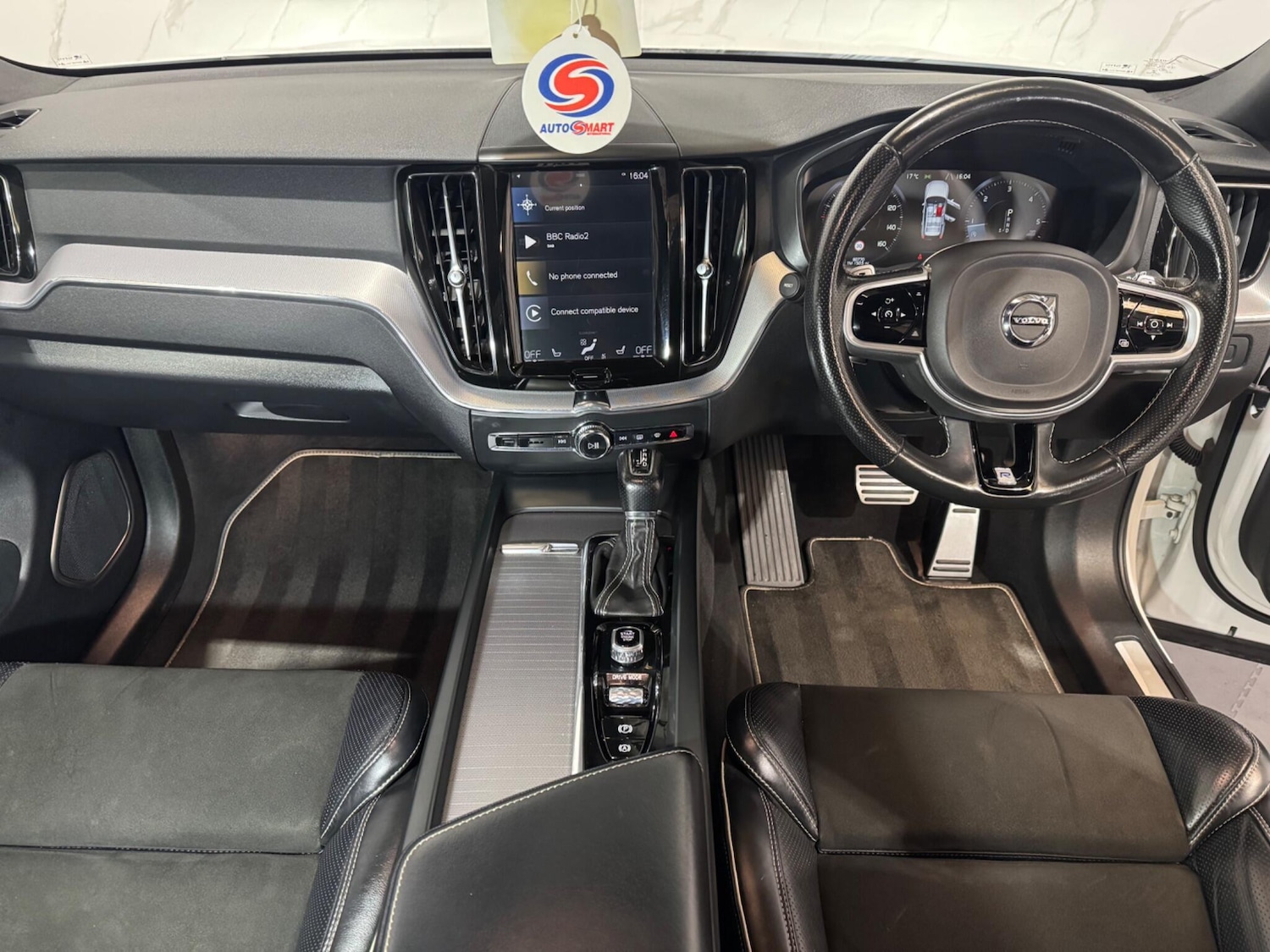 Used Volvo XC60 2018 for sale - 76989379: Photo 16