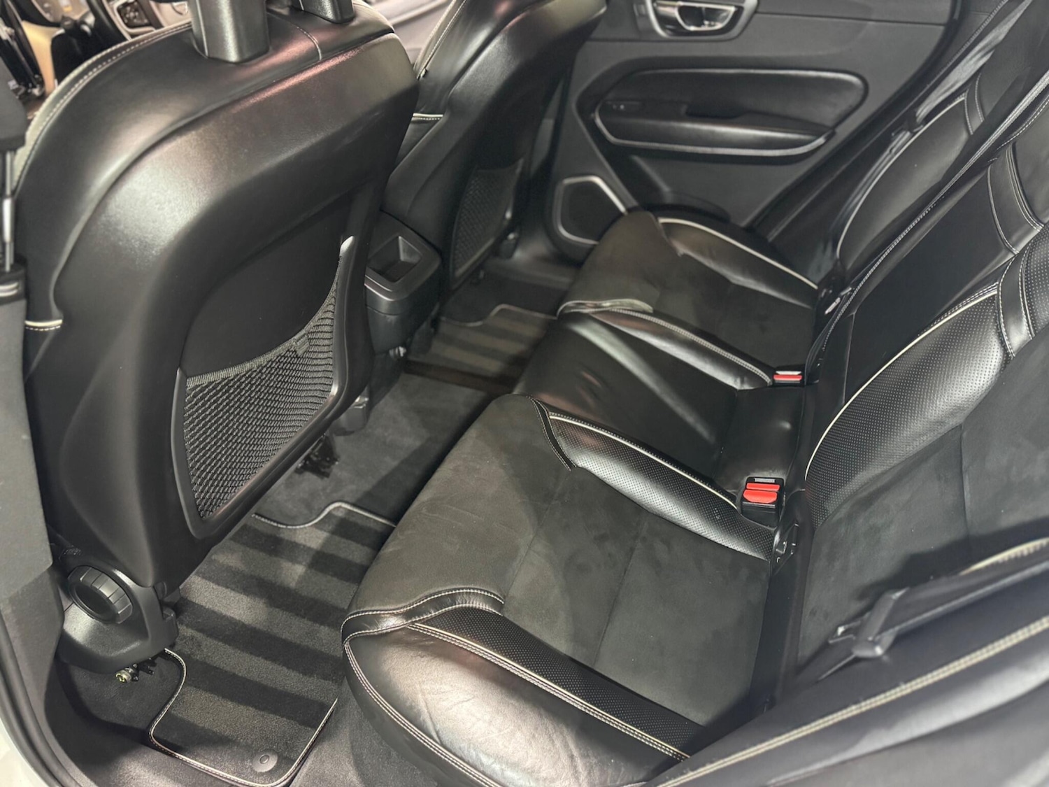 Used Volvo XC60 2018 for sale - 76989379: Photo 19