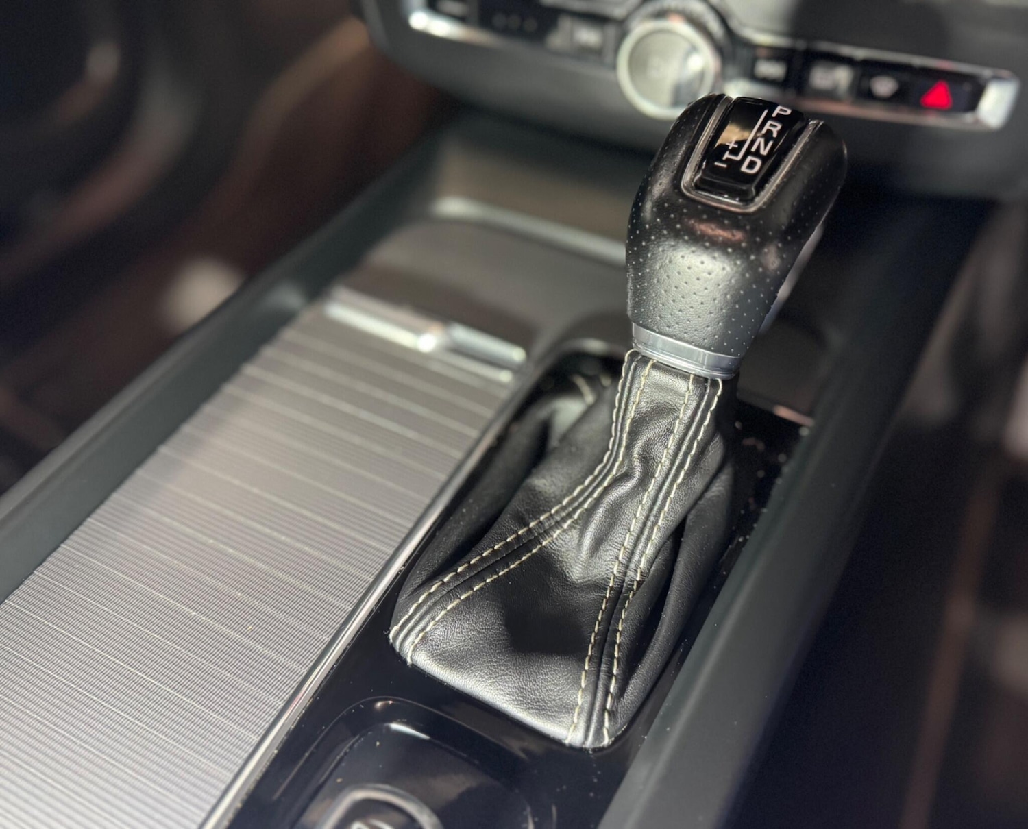 Used Volvo XC60 2018 for sale - 76989379: Photo 22