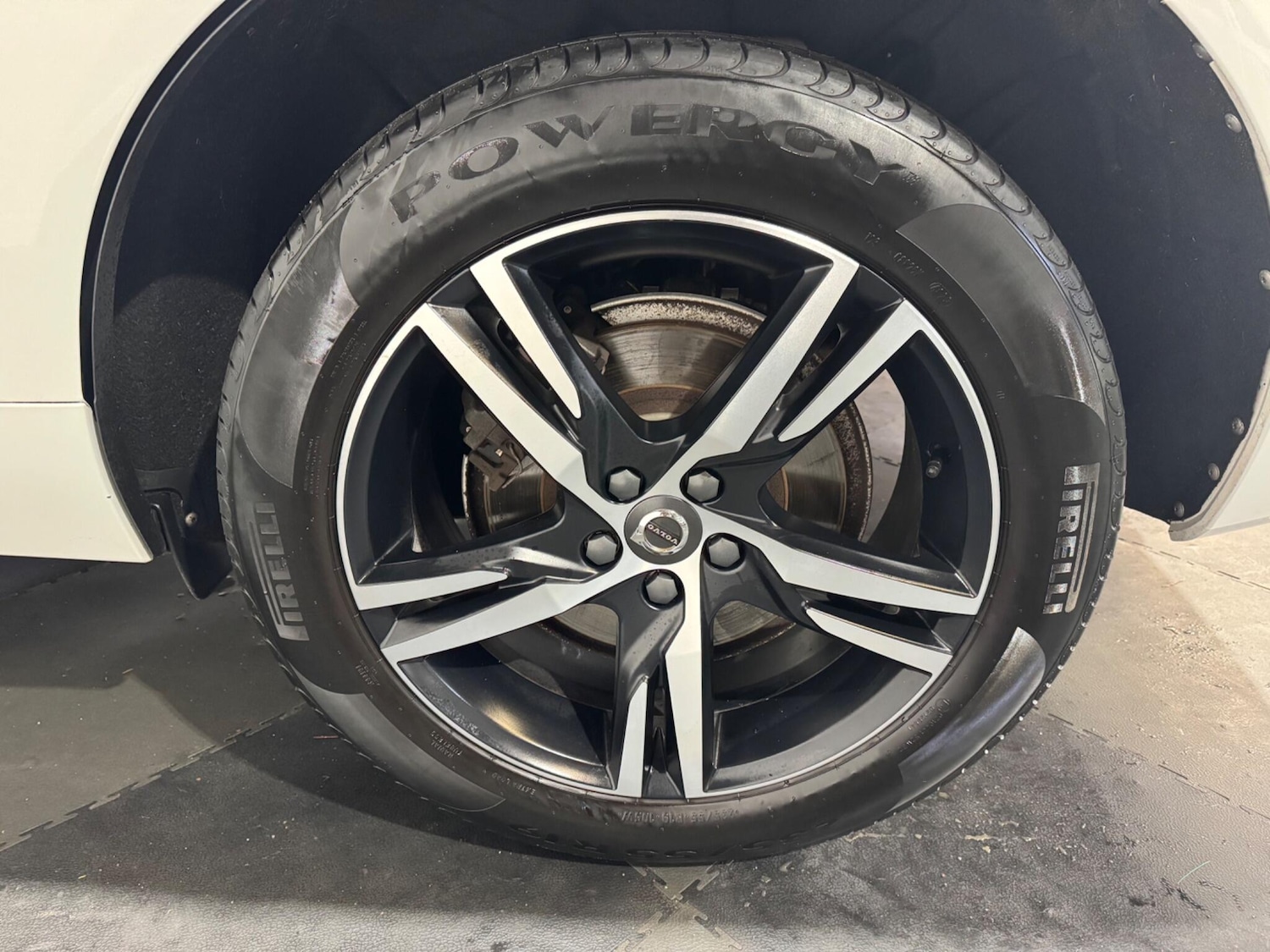 Used Volvo XC60 2018 for sale - 76989379: Photo 28