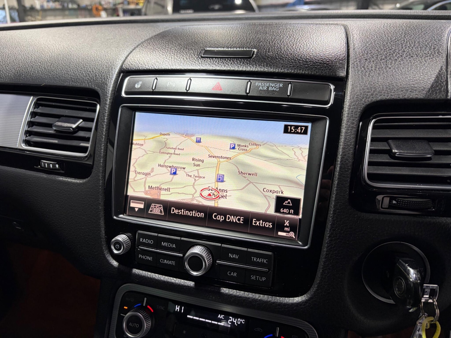 Used Volkswagen Touareg 2016 for sale - 77254910: Photo 22