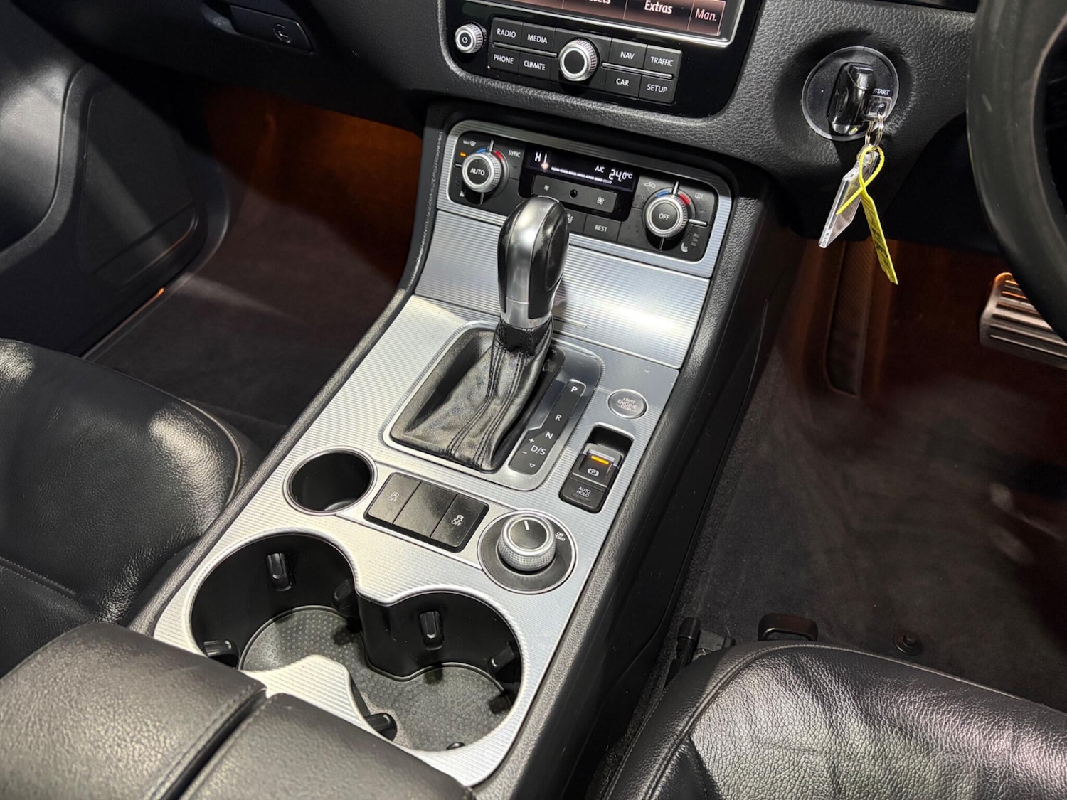 Used Volkswagen Touareg 2016 for sale - 77254910: Photo 24