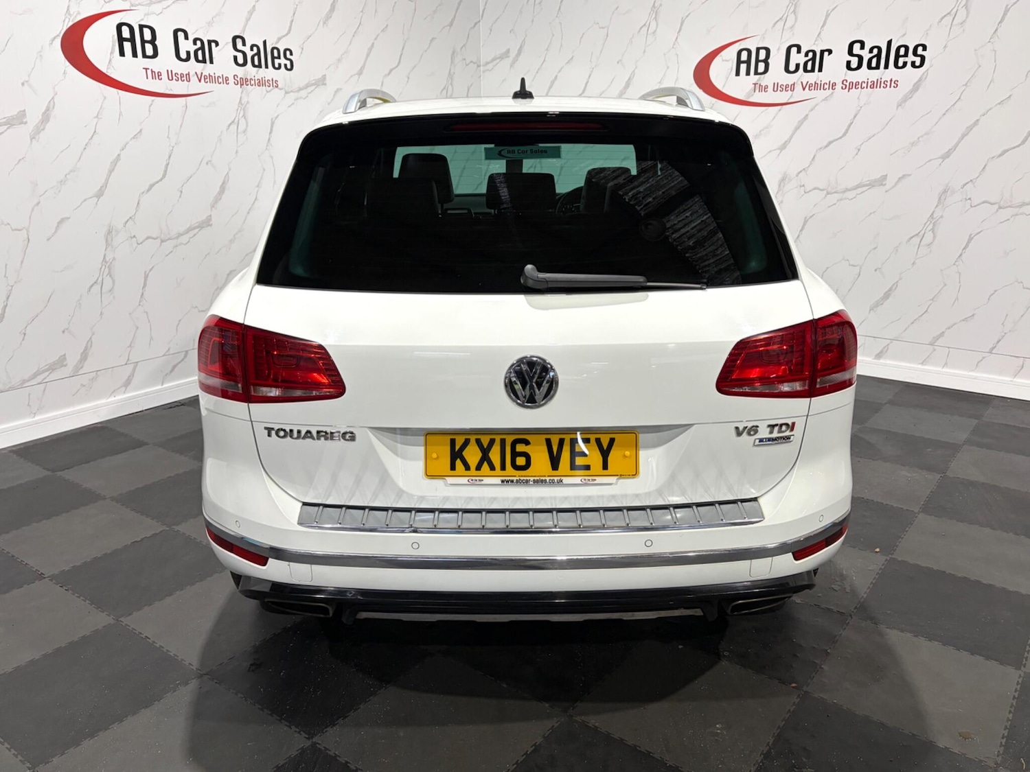 Used Volkswagen Touareg 2016 for sale - 77254910: Photo 3