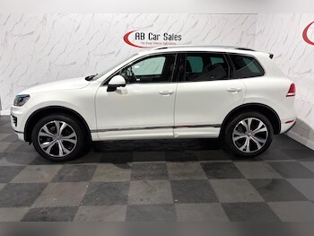 Used Volkswagen Touareg 2016 for sale - 77254910: Photo