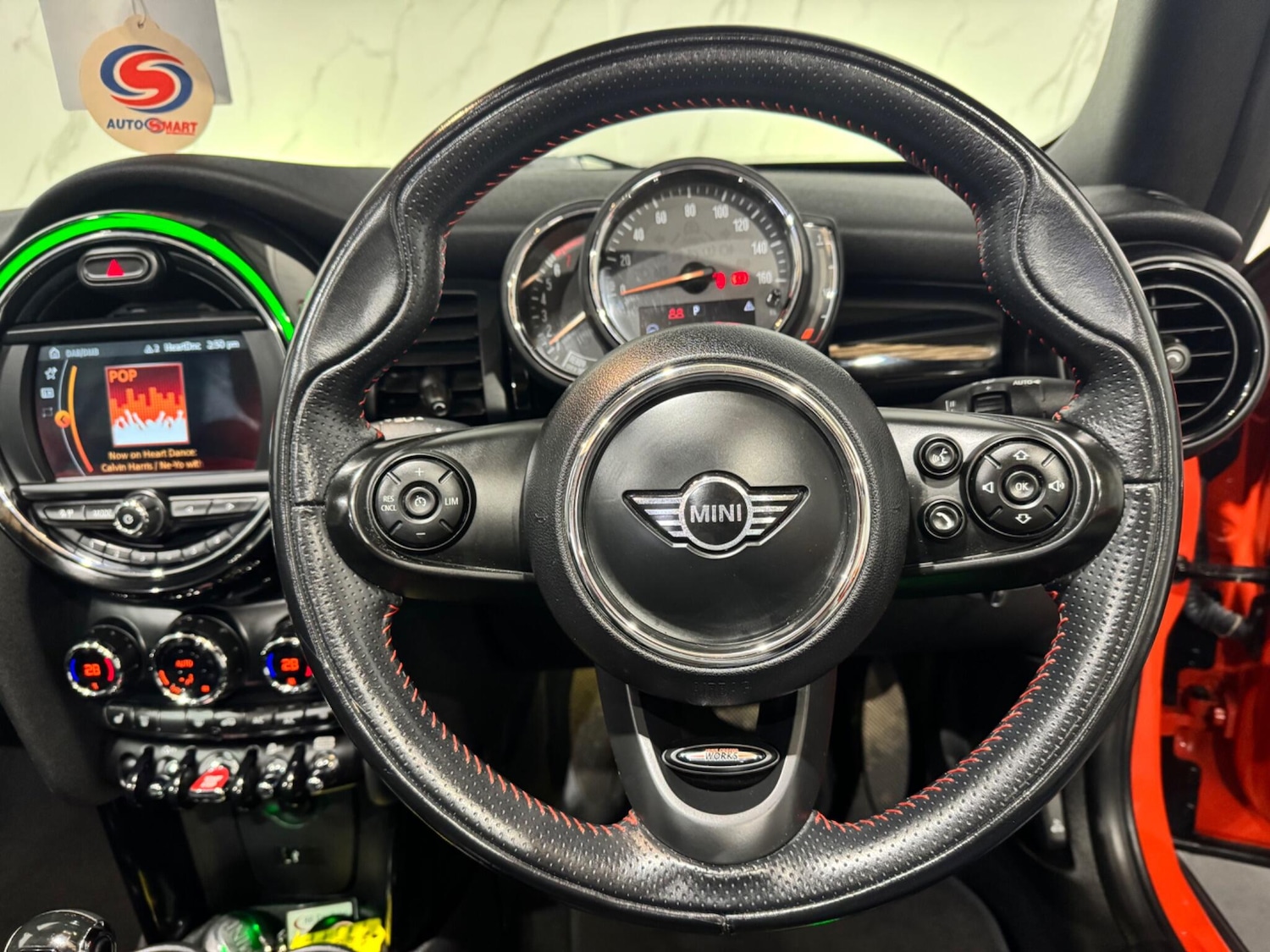 Used MINI Convertible 2018 for sale - 76832337: Photo 26