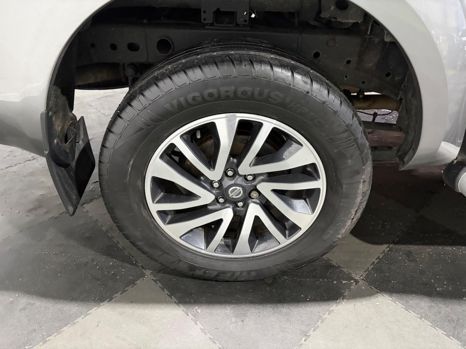 Used Nissan Navara 2018 for sale - 77268026: Photo 14