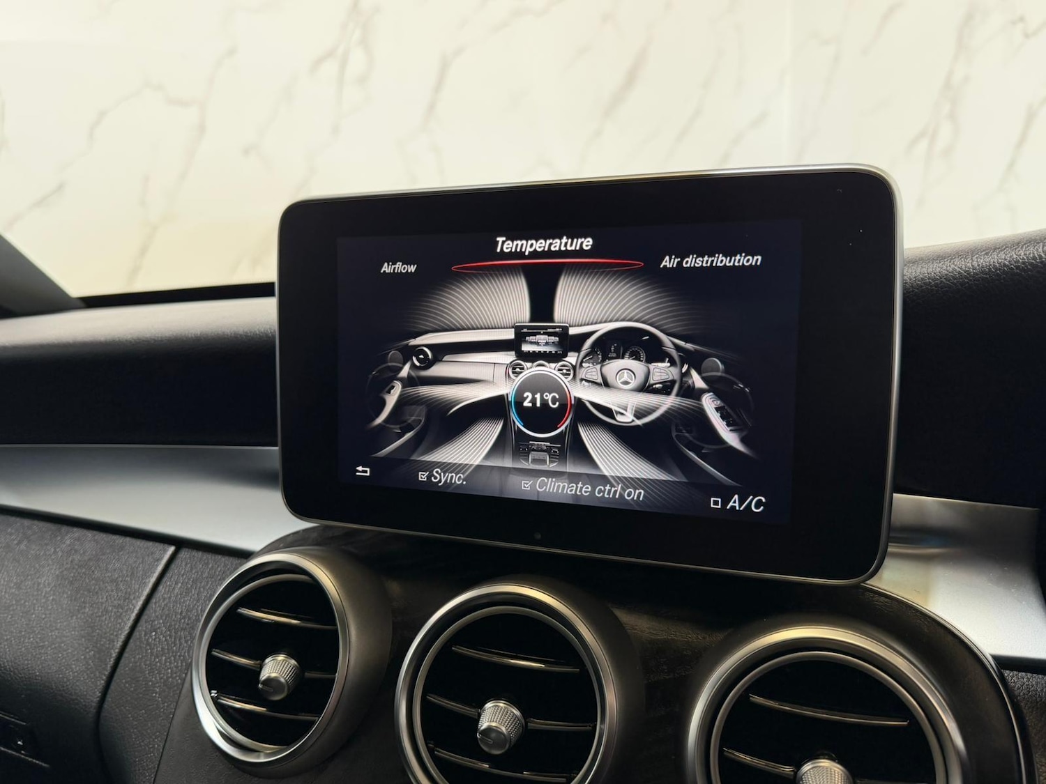 Used Mercedes-Benz C Class 2018 for sale - 78100734: Photo 27