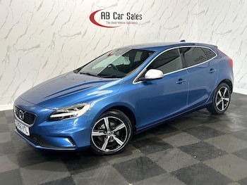 2016 (66) - D2 [120] R DESIGN 5dr
