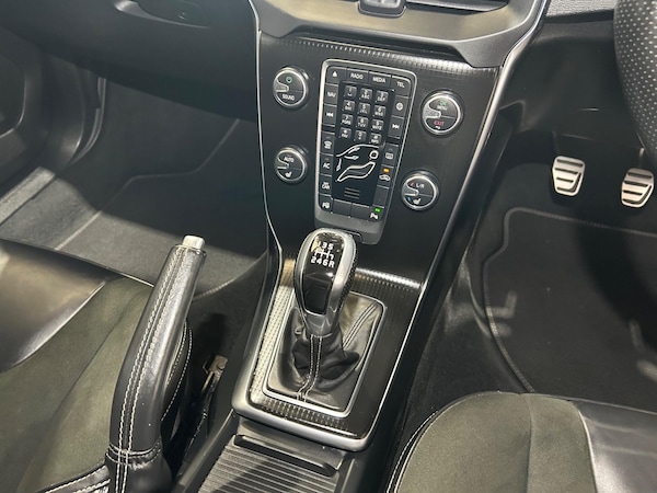 Used Volvo V40 2016 for sale - 75507065: Photo 26