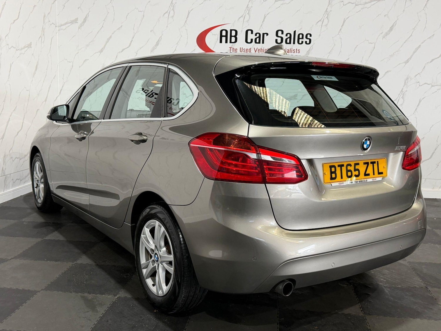 Used BMW 2 Series 2015 for sale - 77808551: Photo 9