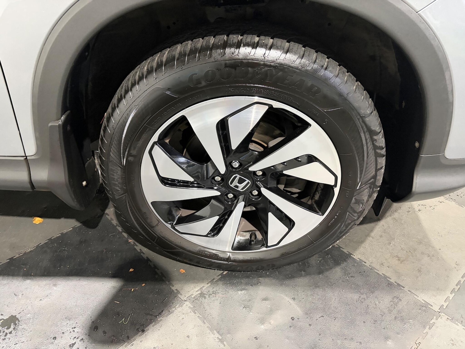 Used Honda CR-V 2017 for sale - 76349079: Photo 11